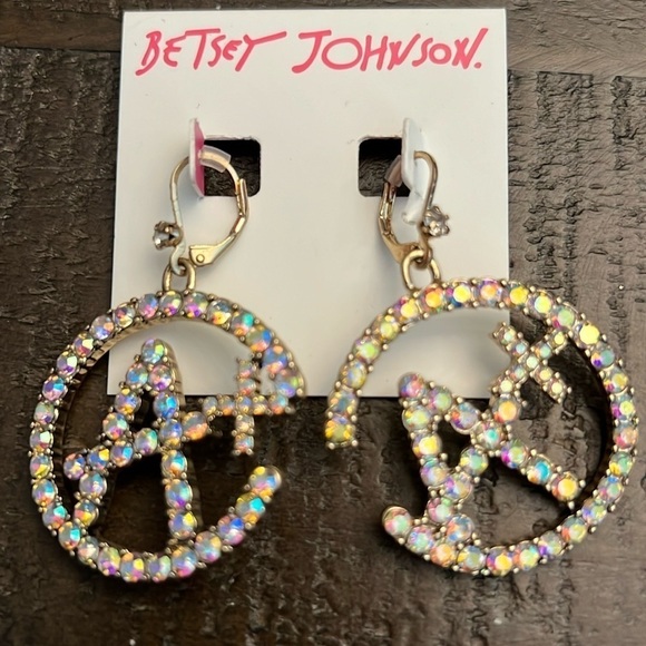 Betsey Johnson A+ Rhinestone Dangle Earrings NEW - Picture 2 of 6